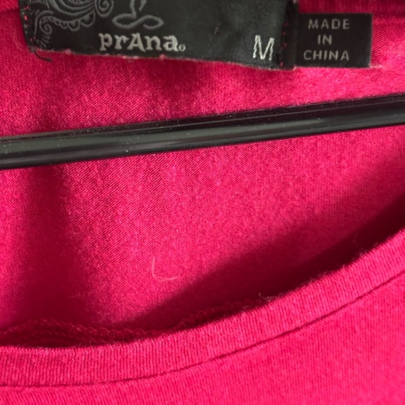 Prana Women's Long Sleeve Scoop Neck T-Shirt Athleisure Casual Stretch Pink M - Picture 2 of 9